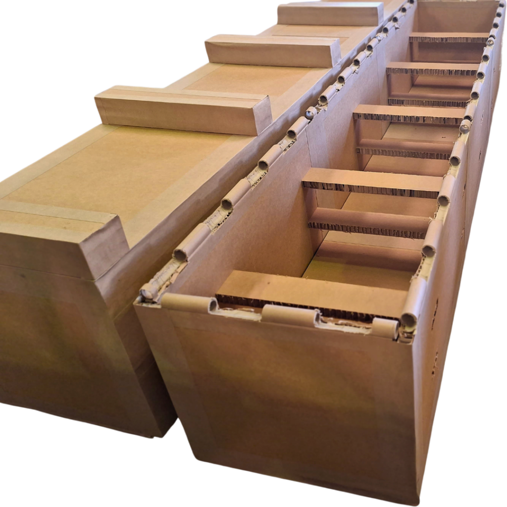 Hybrid palletized crates combining lightweight handling and protection