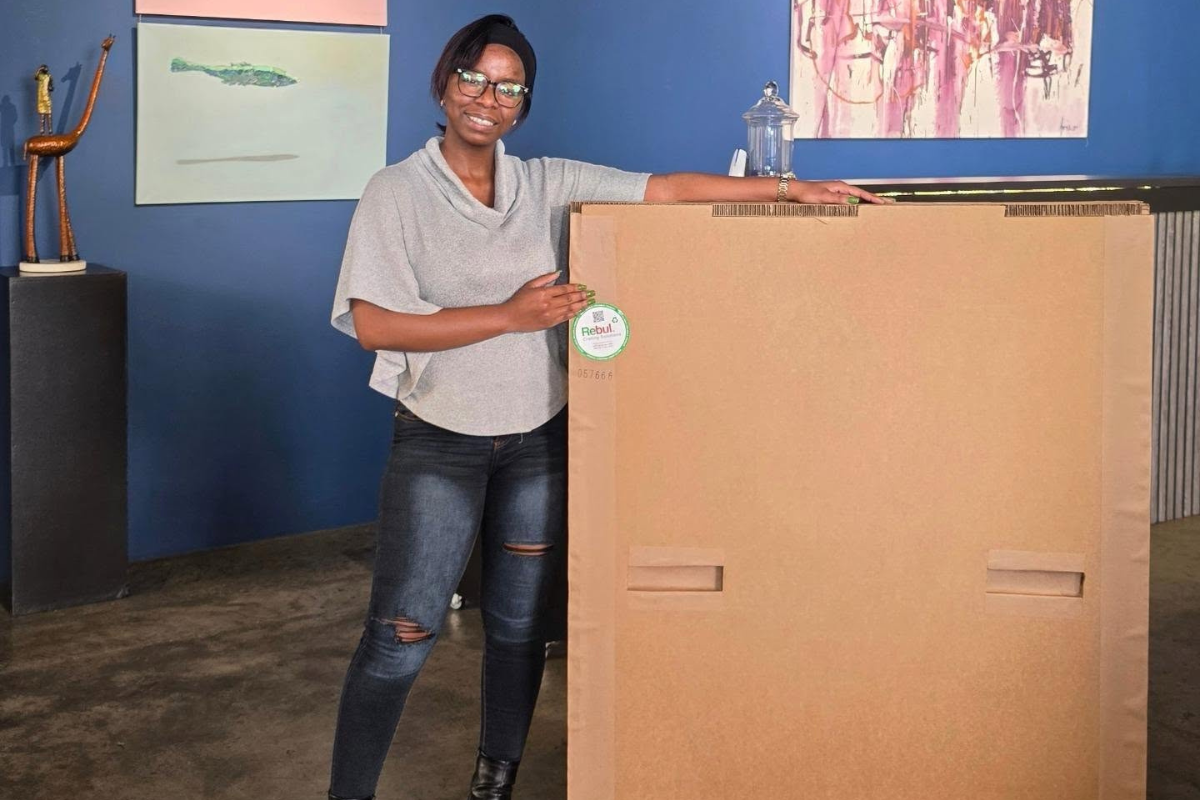 How to Pack Paintings and Sculptures for Export
